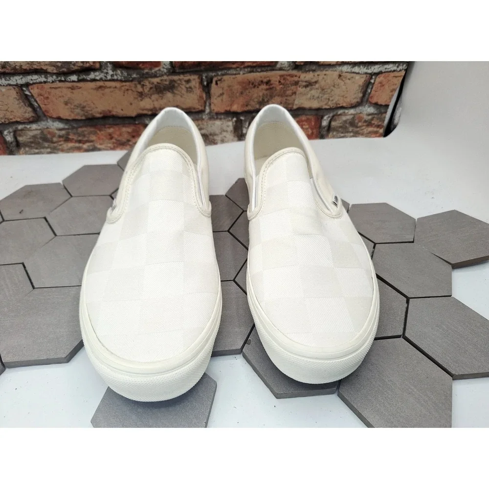 Vans Classic Slip-On Mono Checkerboard White Men's Size 10.5 NWOB‎ Low Top 2025